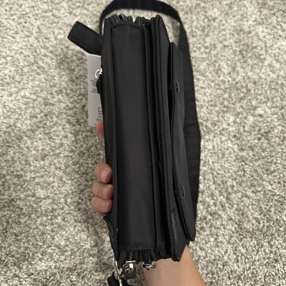 IHKWIP The XL Wear Everywhere RFID Wallet Crossbody With Wristlet Black NWT